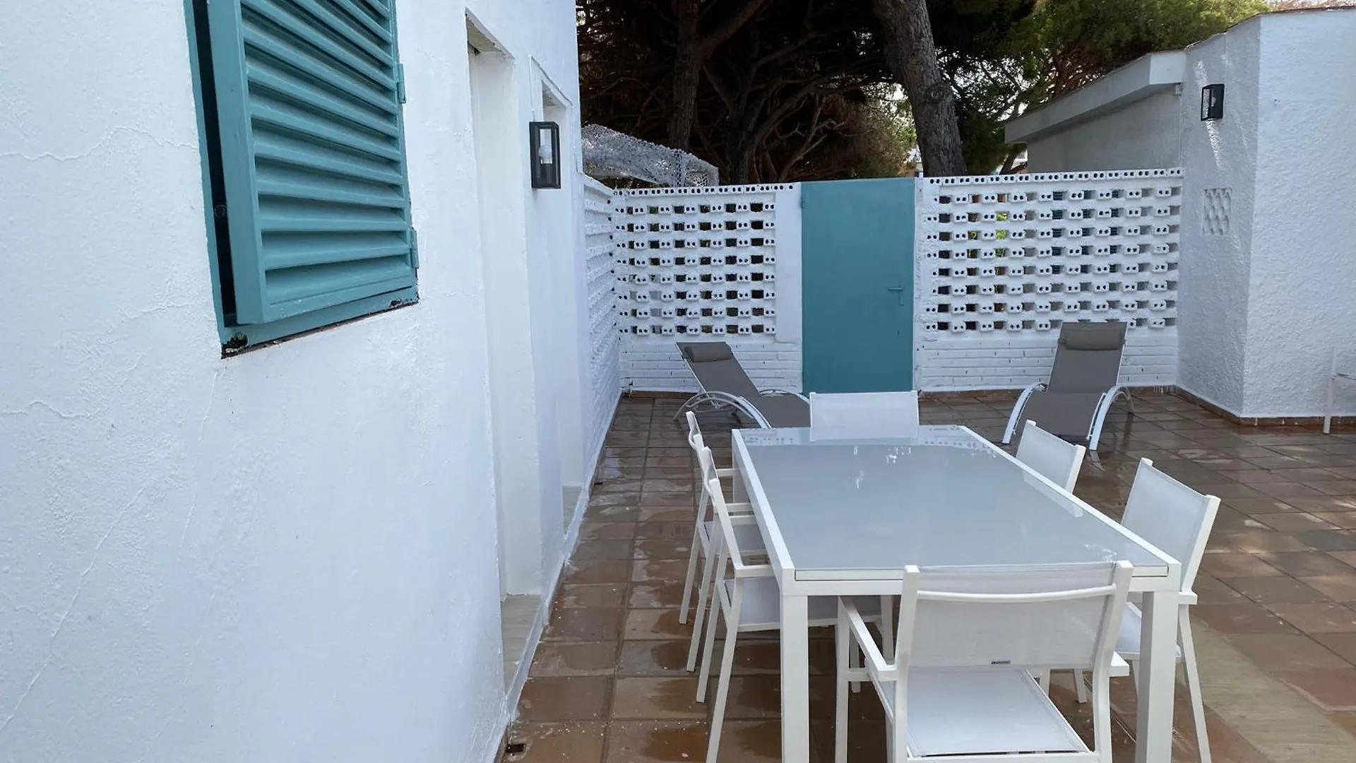 Apartamentos Luxury Mazagon Palos de la Frontera 0*,  Spain