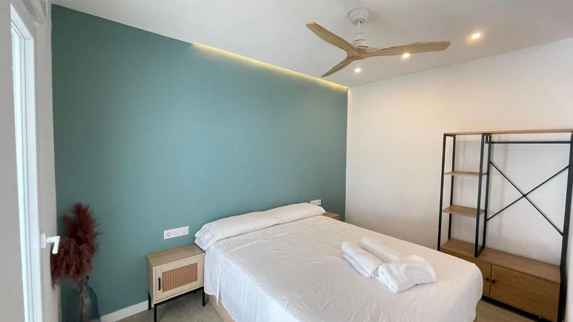 Apartamentos Luxury Mazagon Palos de la Frontera 0*,  Spain